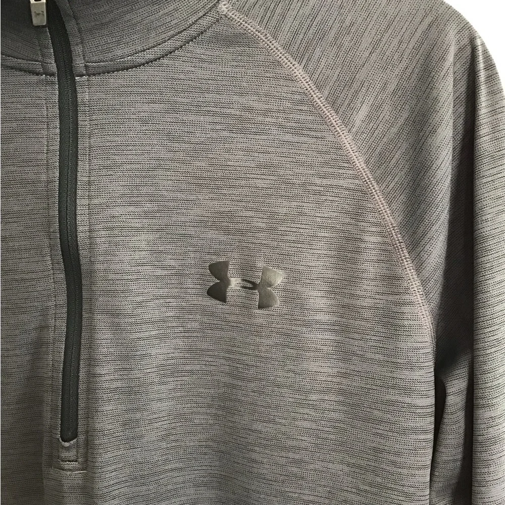 Under‎ Armour Dark Gray Long Sleeve Pullover